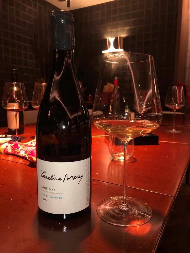 Bouteille de Santenay de Caroline Morey